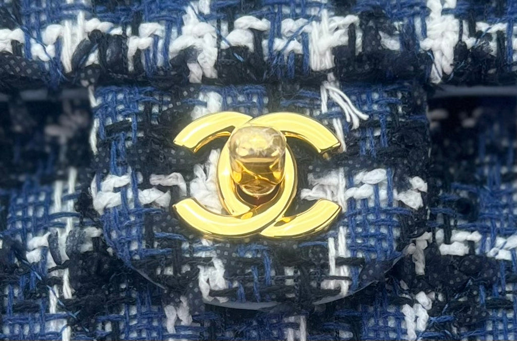 Chanel A01112 Classic Handbag Wool Tweed Gold-Tone Metal Blue