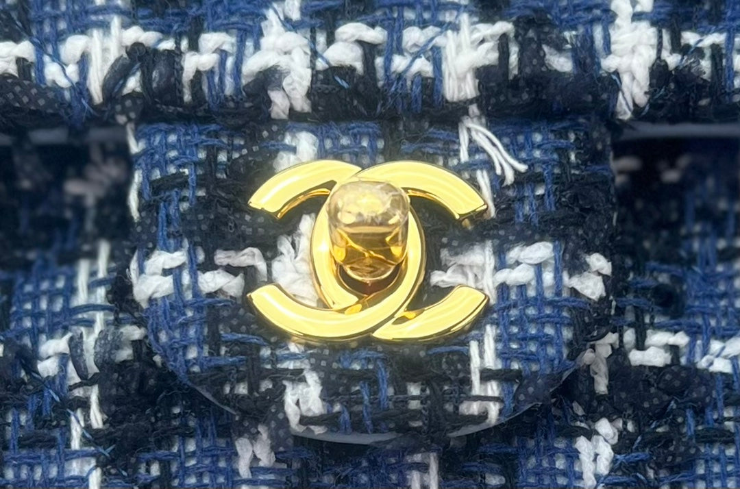 Chanel A01112 Classic Handbag Wool Tweed Gold-Tone Metal Blue