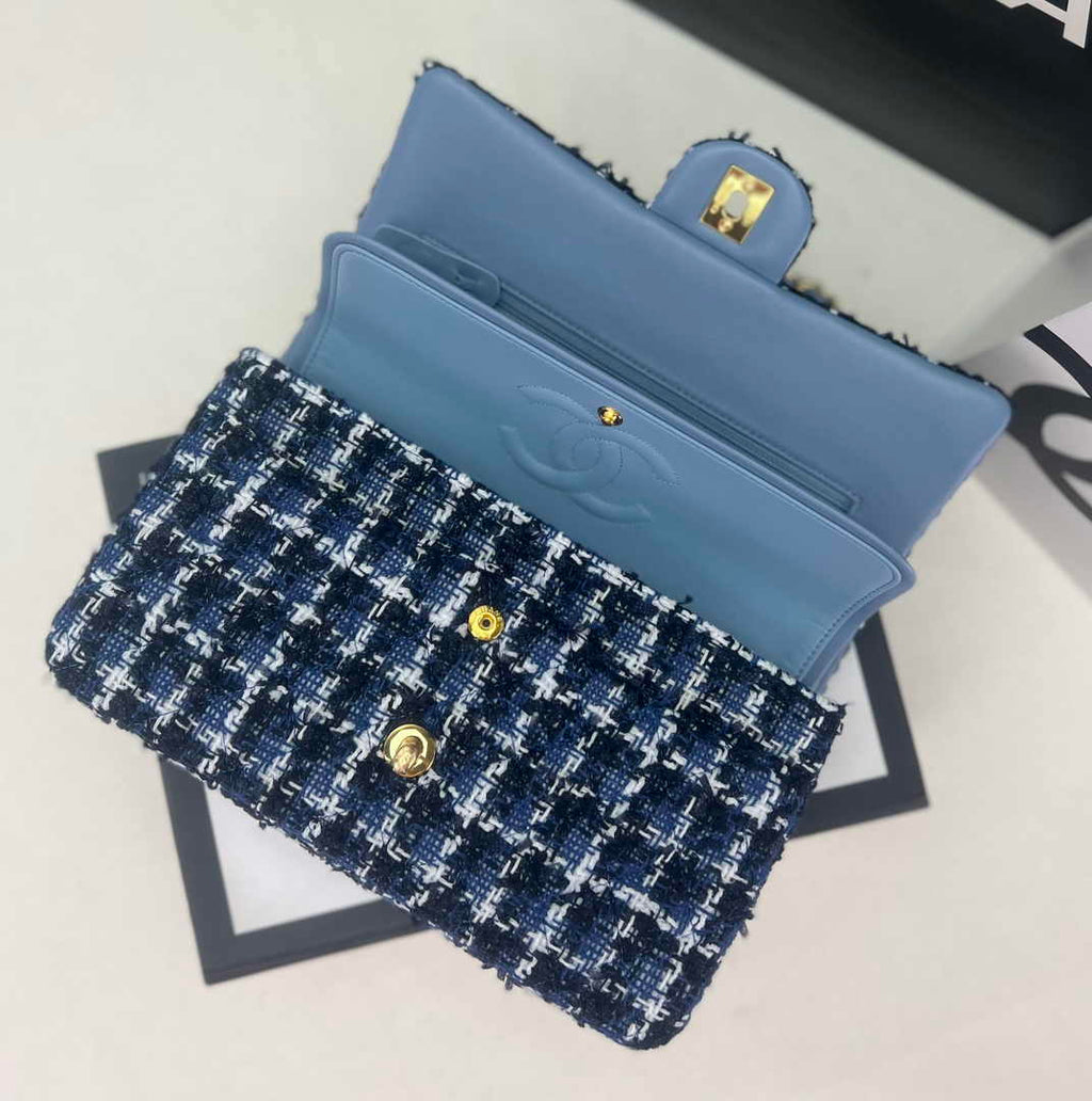 Chanel A01112 Classic Handbag Wool Tweed Gold-Tone Metal Blue