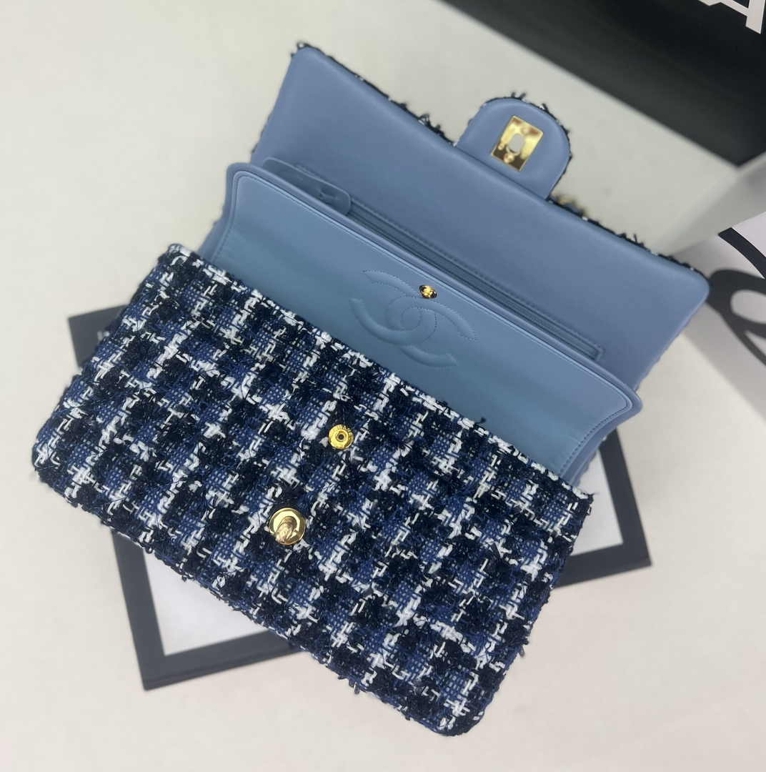 Chanel A01112 Classic Handbag Wool Tweed Gold-Tone Metal Blue