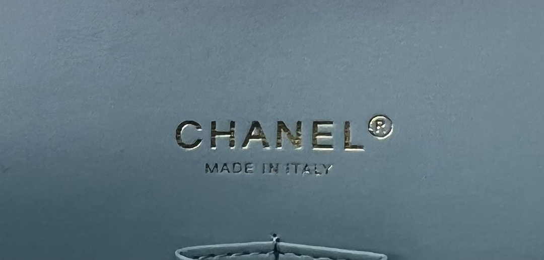 Chanel A01112 Classic Handbag Wool Tweed Gold-Tone Metal Blue