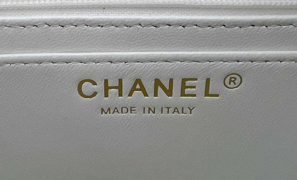 Chanel A01112 Classic Handbag Wool Tweed Gold-Tone Metal Beige
