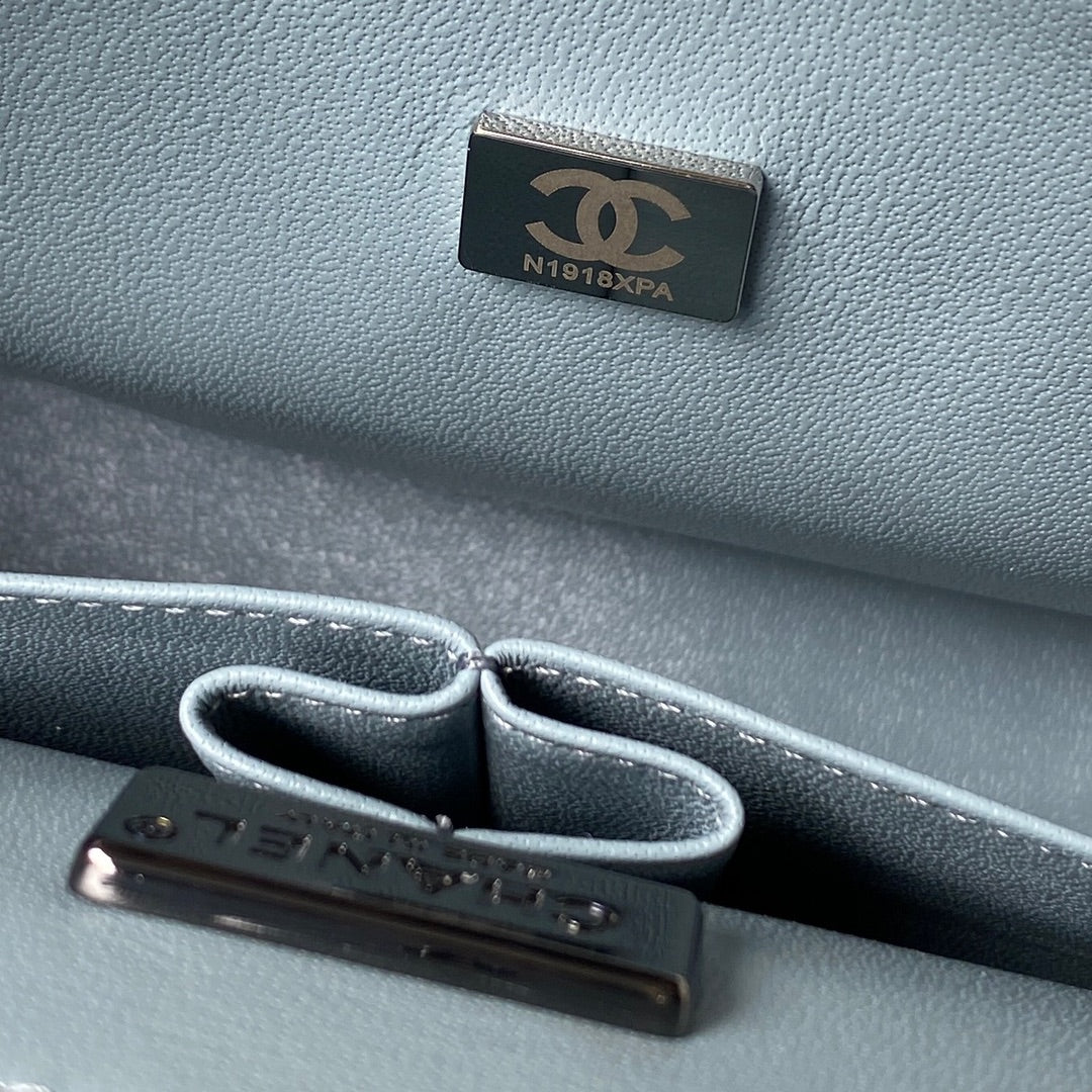 Chanel A01112 Classic Handbag Tweed Blue