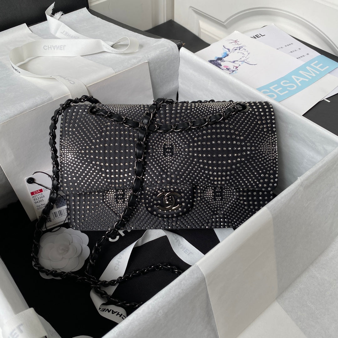 Chanel A01112 Classic Handbag Tweed Black