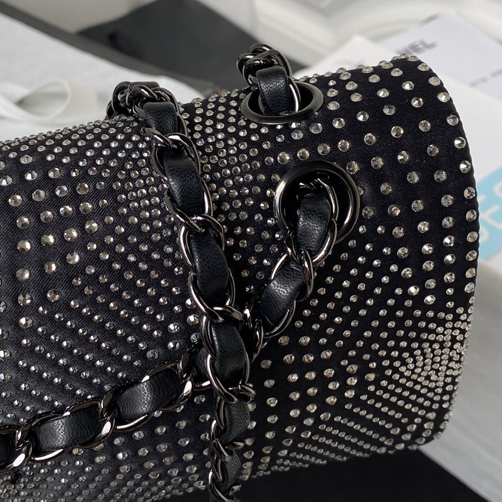 Chanel A01112 Classic Handbag Tweed Black