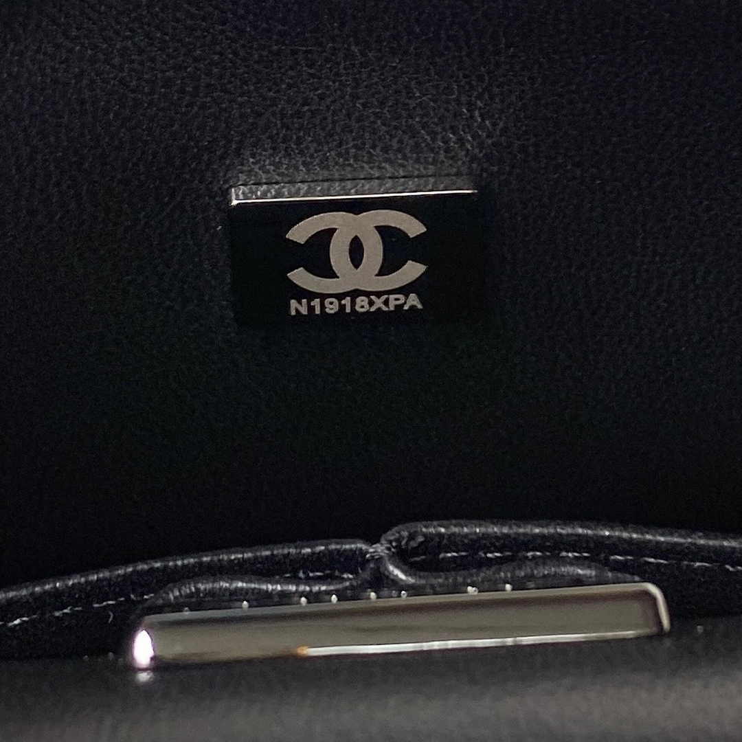 Chanel A01112 Classic Handbag Tweed Black