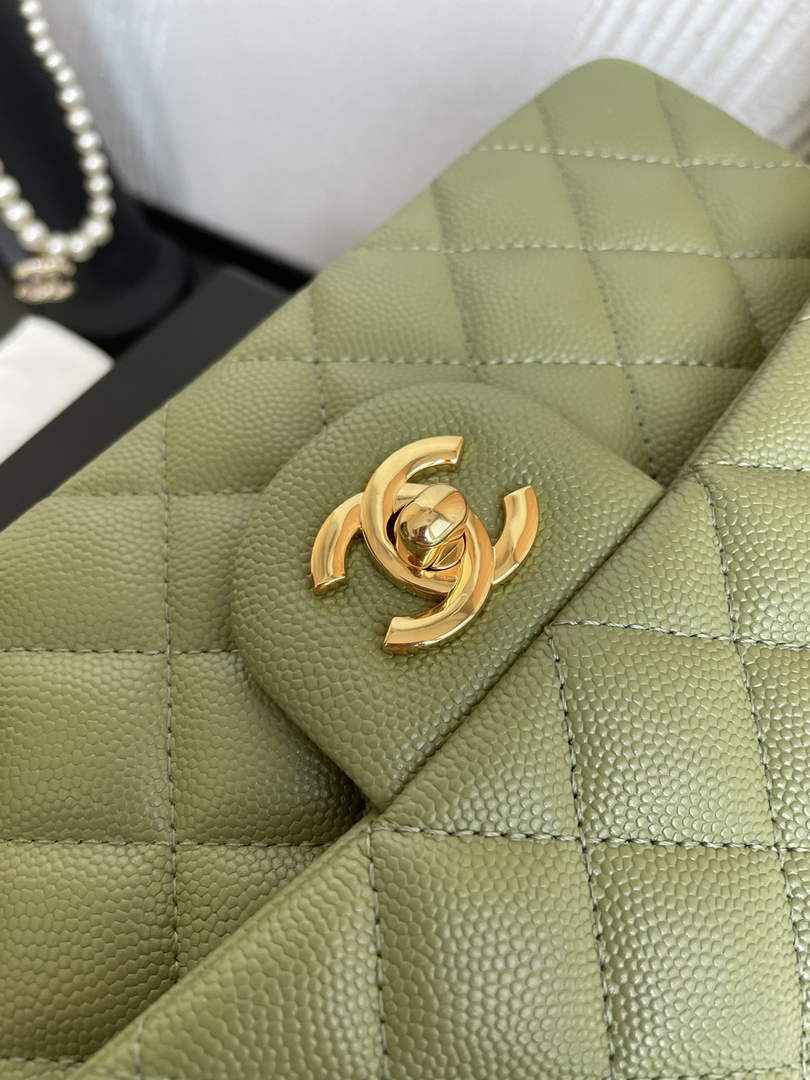 Chanel  A01113 Small Classic Handbag Grained Shiny Calfskin Army green Gold