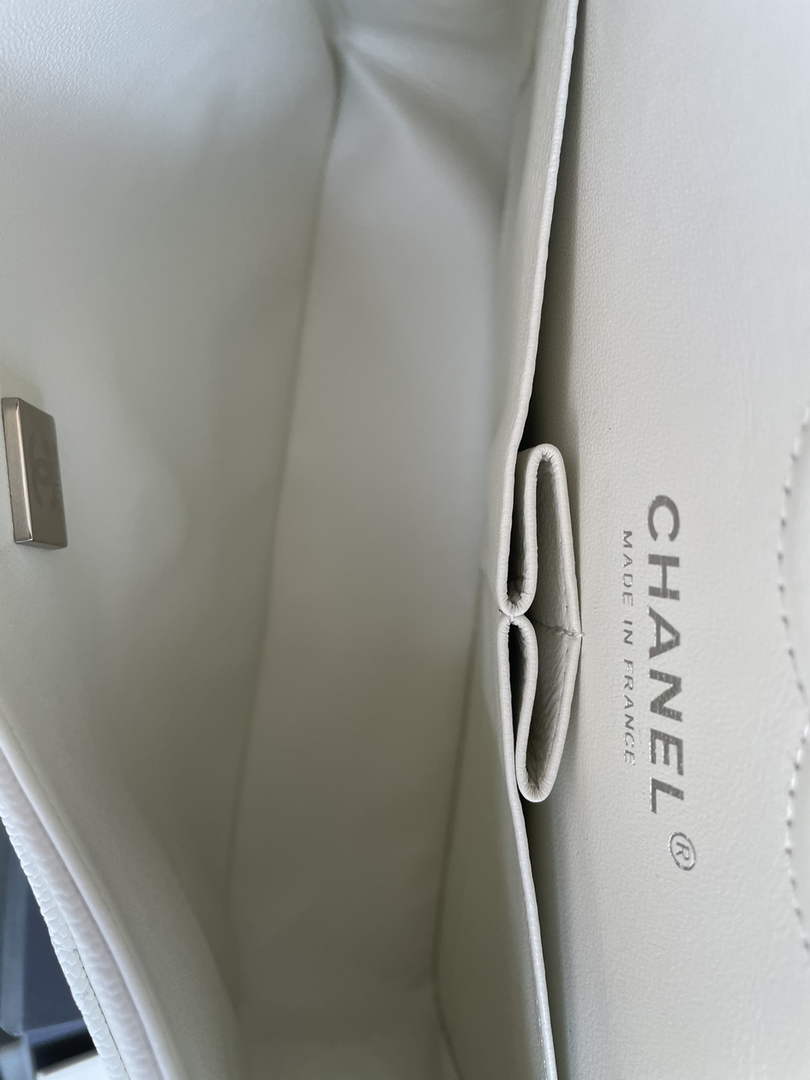 Chanel  A01113 Small Classic Handbag Grained Shiny Calfskin White Silver