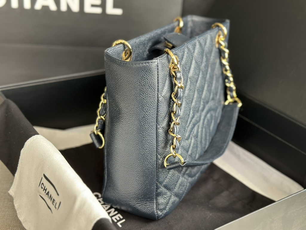 Chanel A50994 Matelasse PST Chain Tote Bag Calfskin Navy Blue