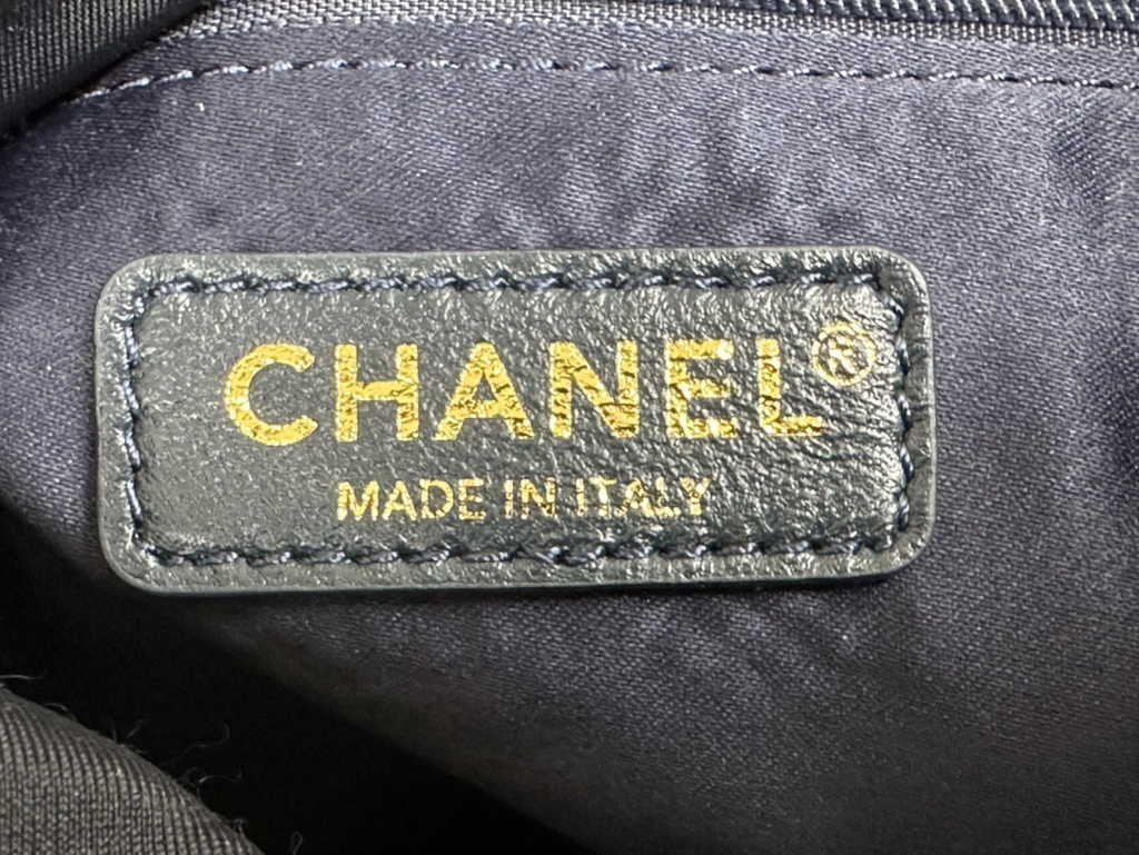 Chanel A50994 Matelasse PST Chain Tote Bag Calfskin Navy Blue