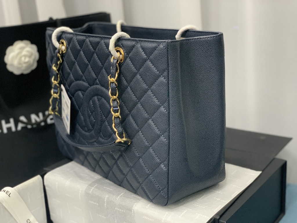 Chanel A50995 Matelasse GST Chain Tote Bag Calfskin Navy Blue Gold