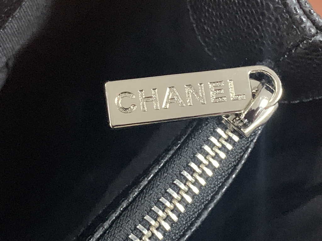 Chanel A50995 Matelasse GST Chain Tote Bag Calfskin Black Silver