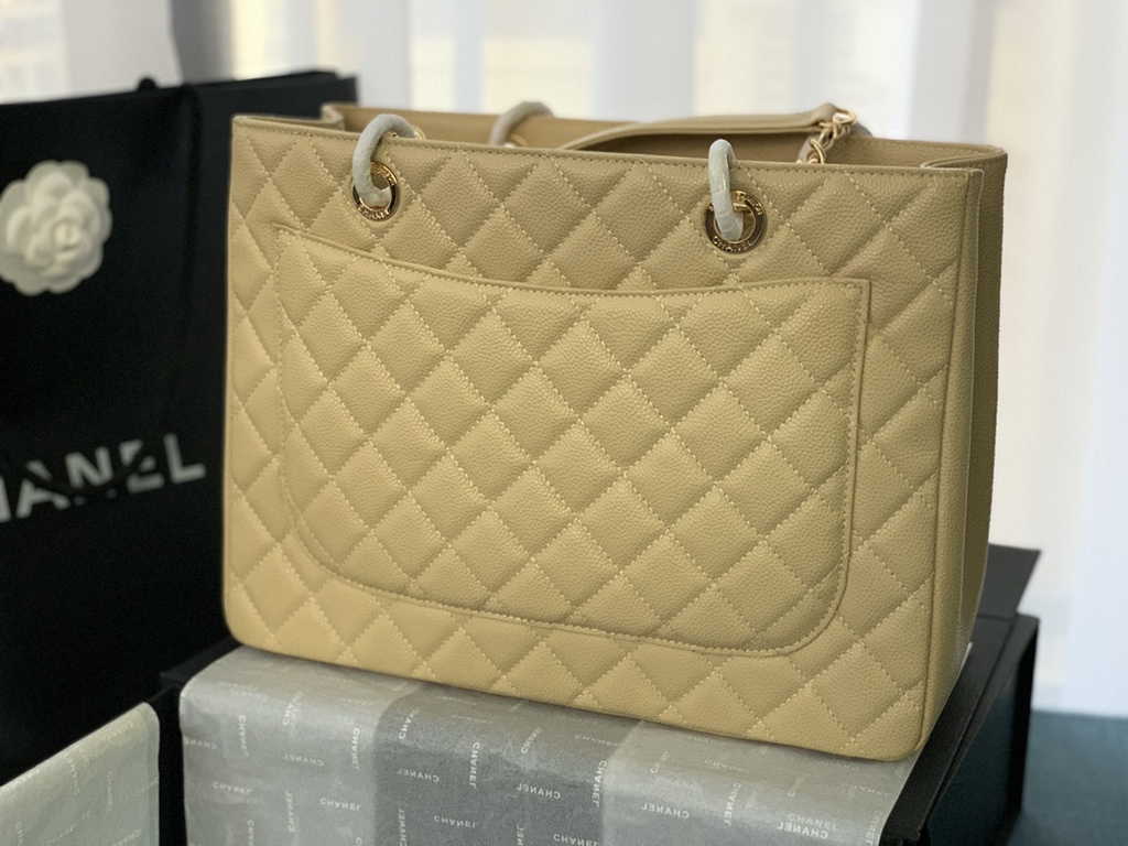 Chanel A50995 Matelasse GST Chain Tote Bag Calfskin Apricot Gold