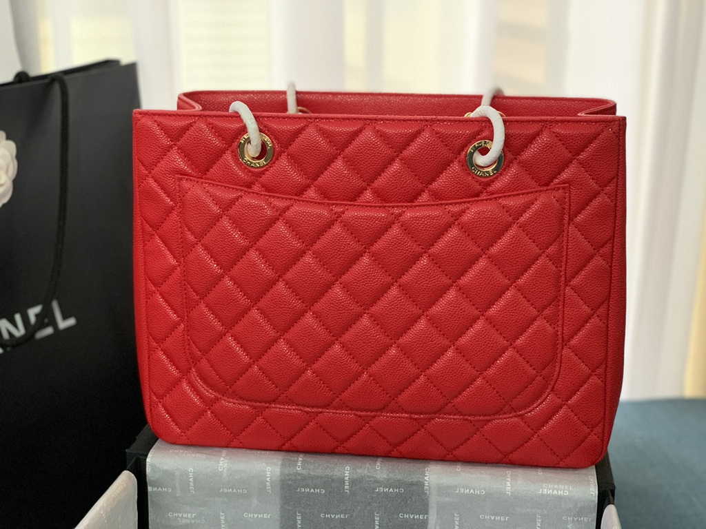 Chanel A50995 Matelasse GST Chain Tote Bag Calfskin Red Gold