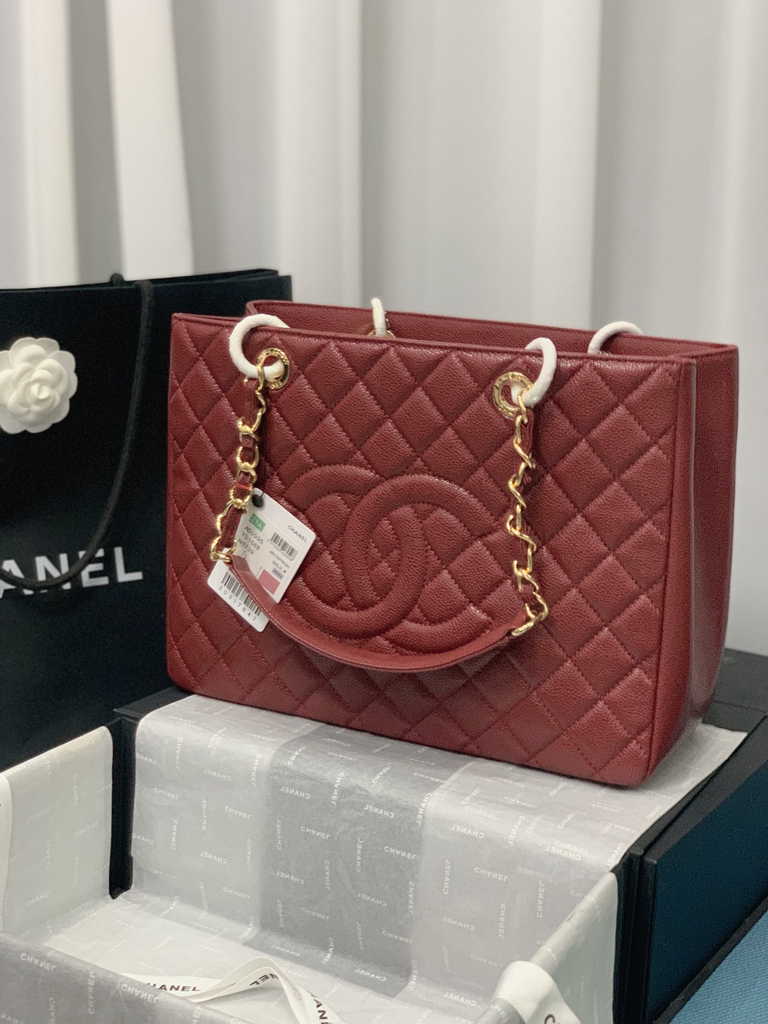 Chanel A50995 Matelasse GST Chain Tote Bag Calfskin Wine Red Gold