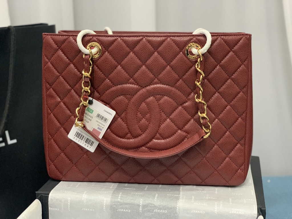 Chanel A50995 Matelasse GST Chain Tote Bag Calfskin Wine Red Gold