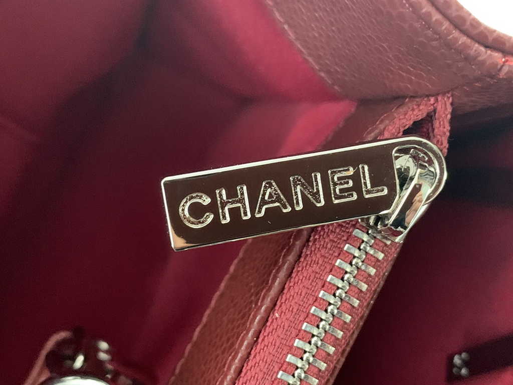 Chanel A50995 Matelasse GST Chain Tote Bag Calfskin Wine Red Silver