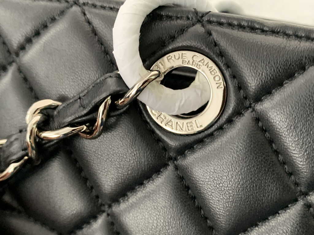 Chanel A50995 Matelasse GST Chain Tote Bag Lambskin Black Silver