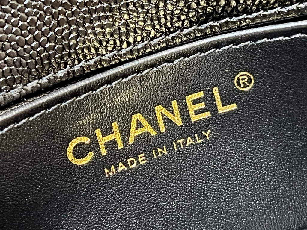 Chanel A67364 Small BOY Messenger Bag Calfskin Black