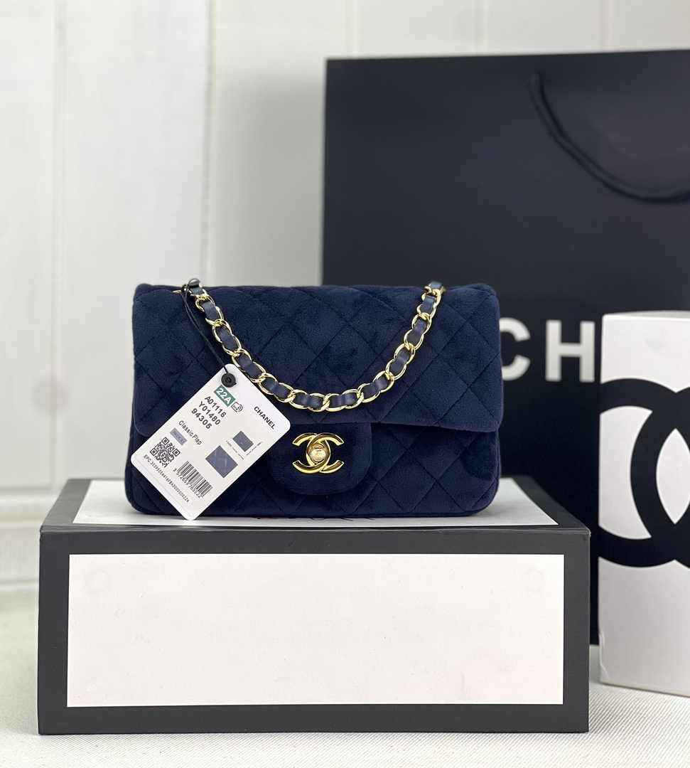 Chanel A69900 Mini Flap Bag Navy Blue Velvet Enamel Gold-Tone Metal