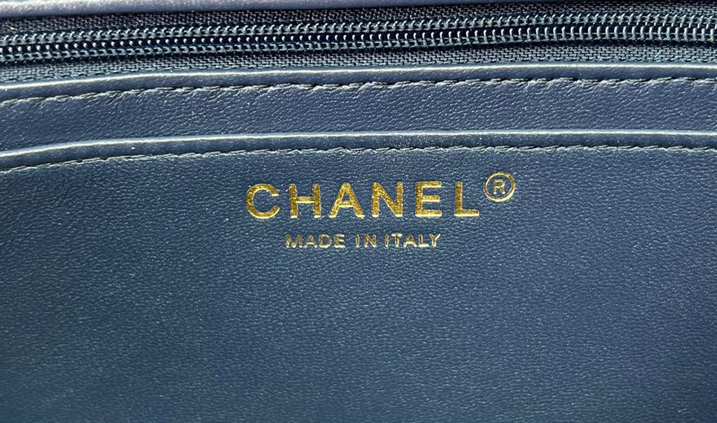 Chanel A69900 Mini Flap Bag Dark Blue Tweed Gold-Tone Metal