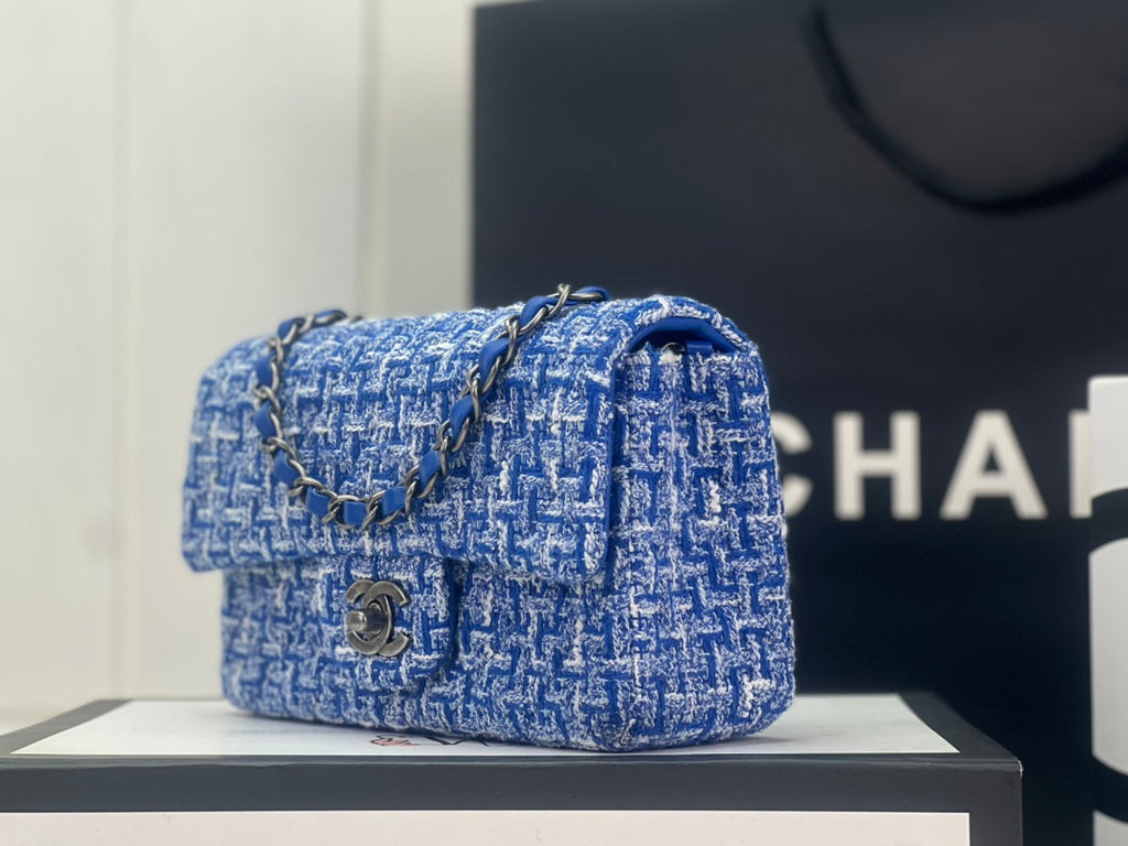 Chanel A69900 Mini Flap Bag Blue Tweed Gold-Tone Metal