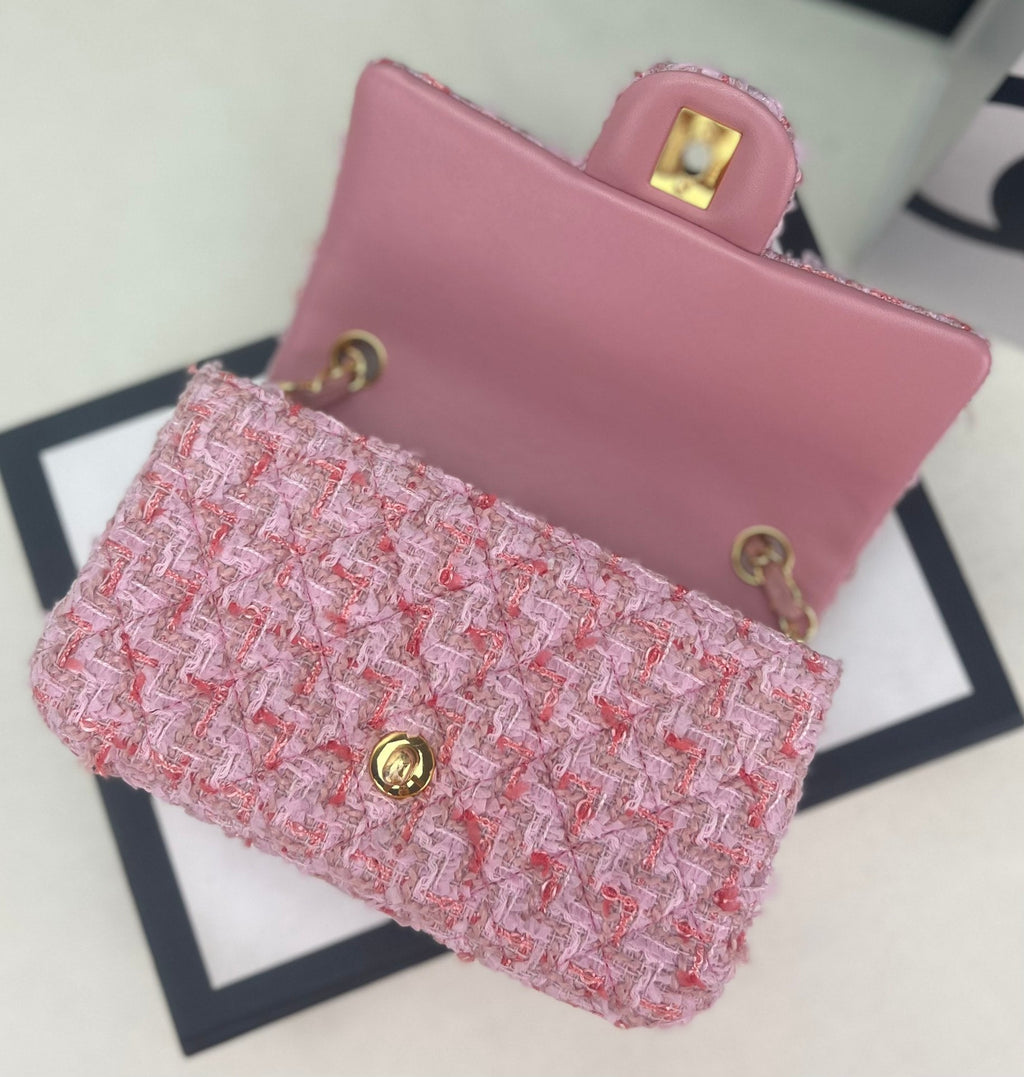 Chanel A69900 Mini Flap Bag Light Pink Tweed Gold-Tone Metal