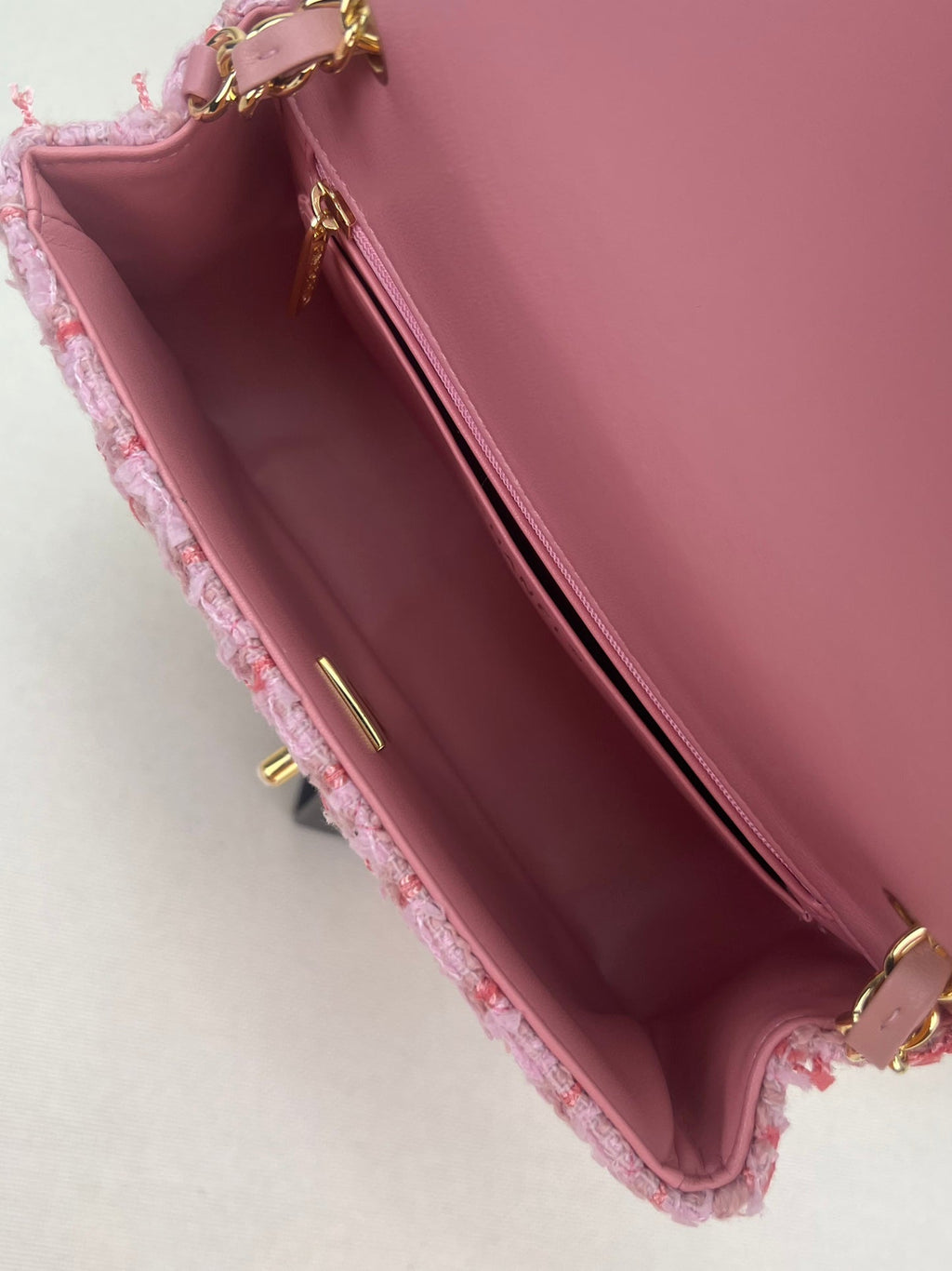 Chanel A69900 Mini Flap Bag Light Pink Tweed Gold-Tone Metal