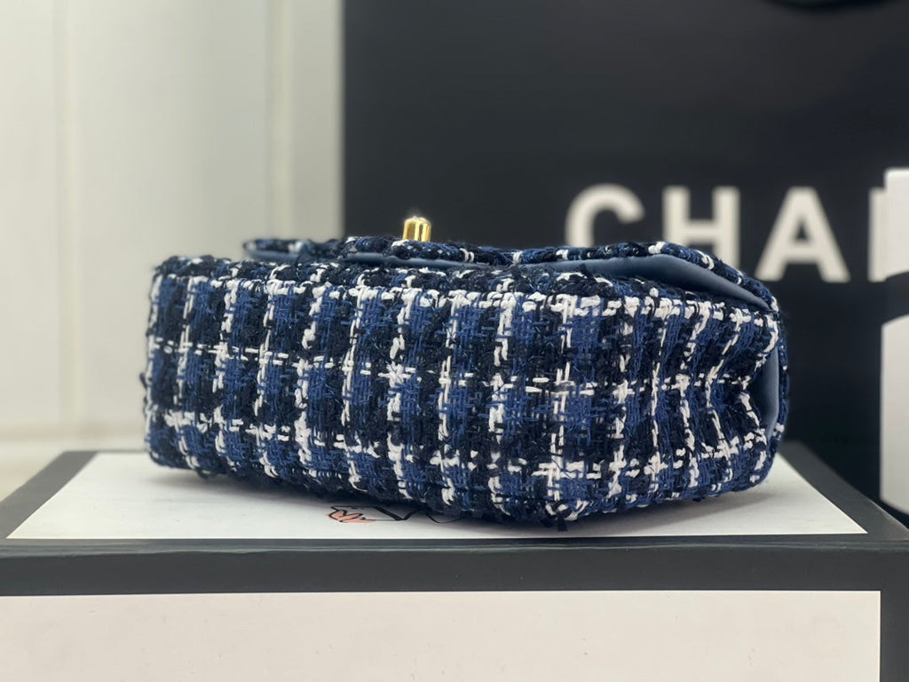 Chanel A69900 Mini Flap Bag Tweed Gold-Tone Metal Blue
