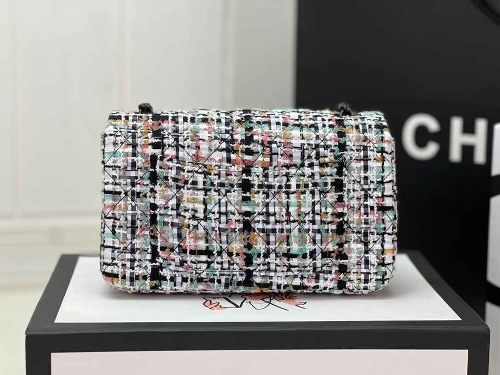 Chanel A69900 Mini Flap Bag Tweed Gold-Tone Metal Beige Black
