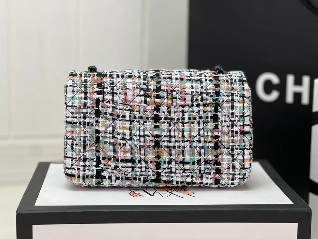 Chanel A69900 Mini Flap Bag Tweed Gold-Tone Metal Beige Black