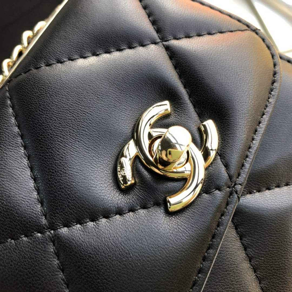 Chanel A81633 Clutch with Chain Lambskin black