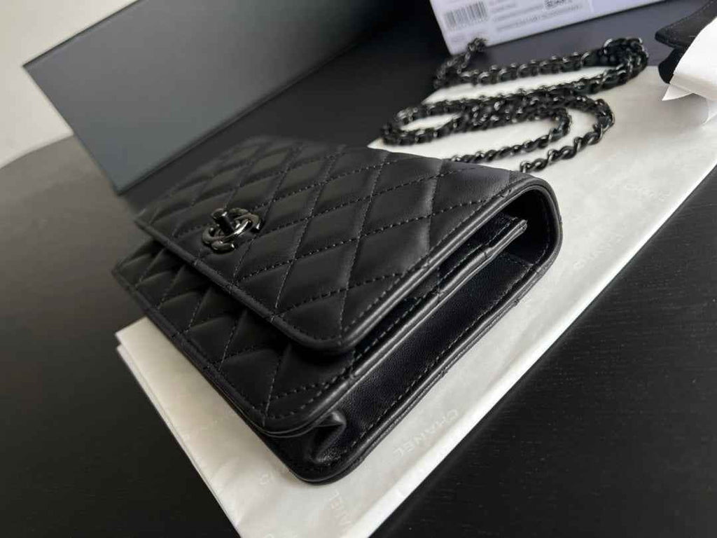 Chanel A84456 Chevron Trendy CC Wallet On Chain Bag Lambskin Black