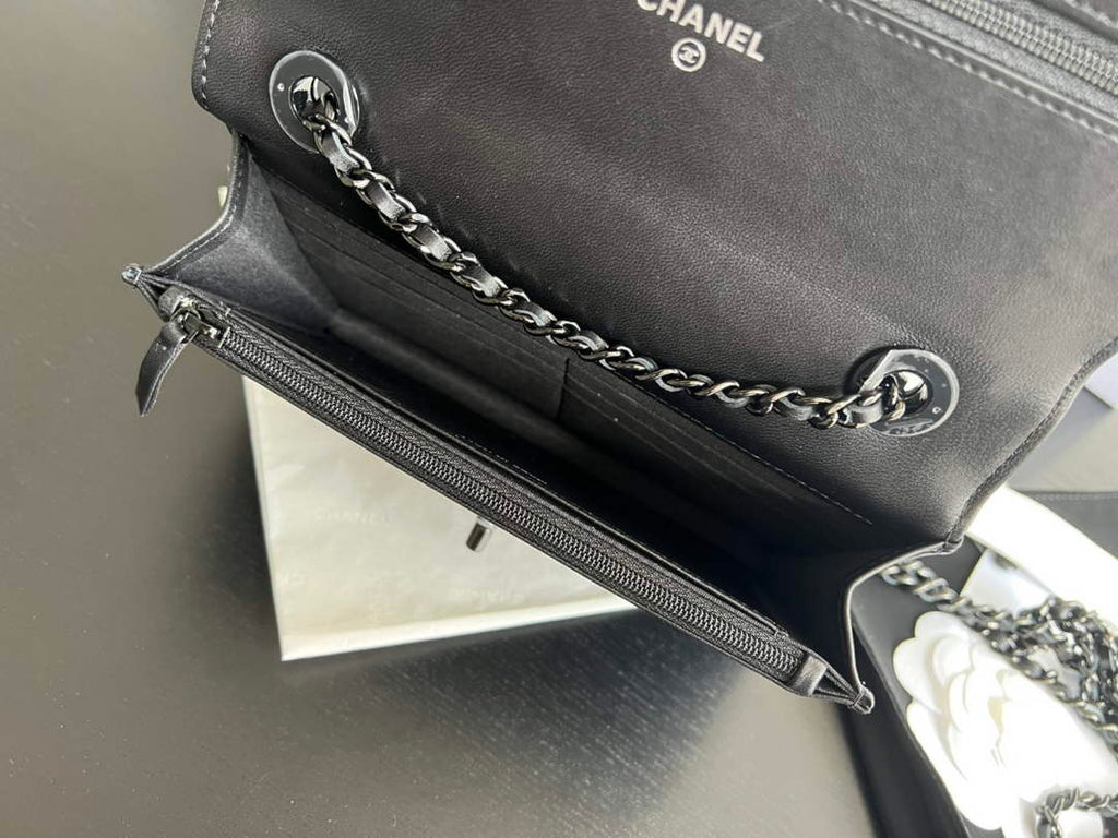 Chanel A84456 Chevron Trendy CC Wallet On Chain Bag Lambskin Black