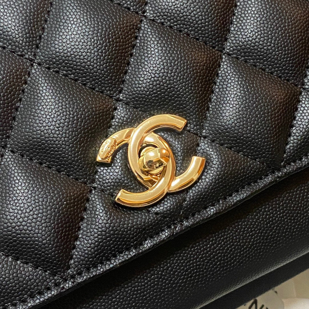 Chanel A93608 Messenger Bag Calfskin Gold Hardware Black