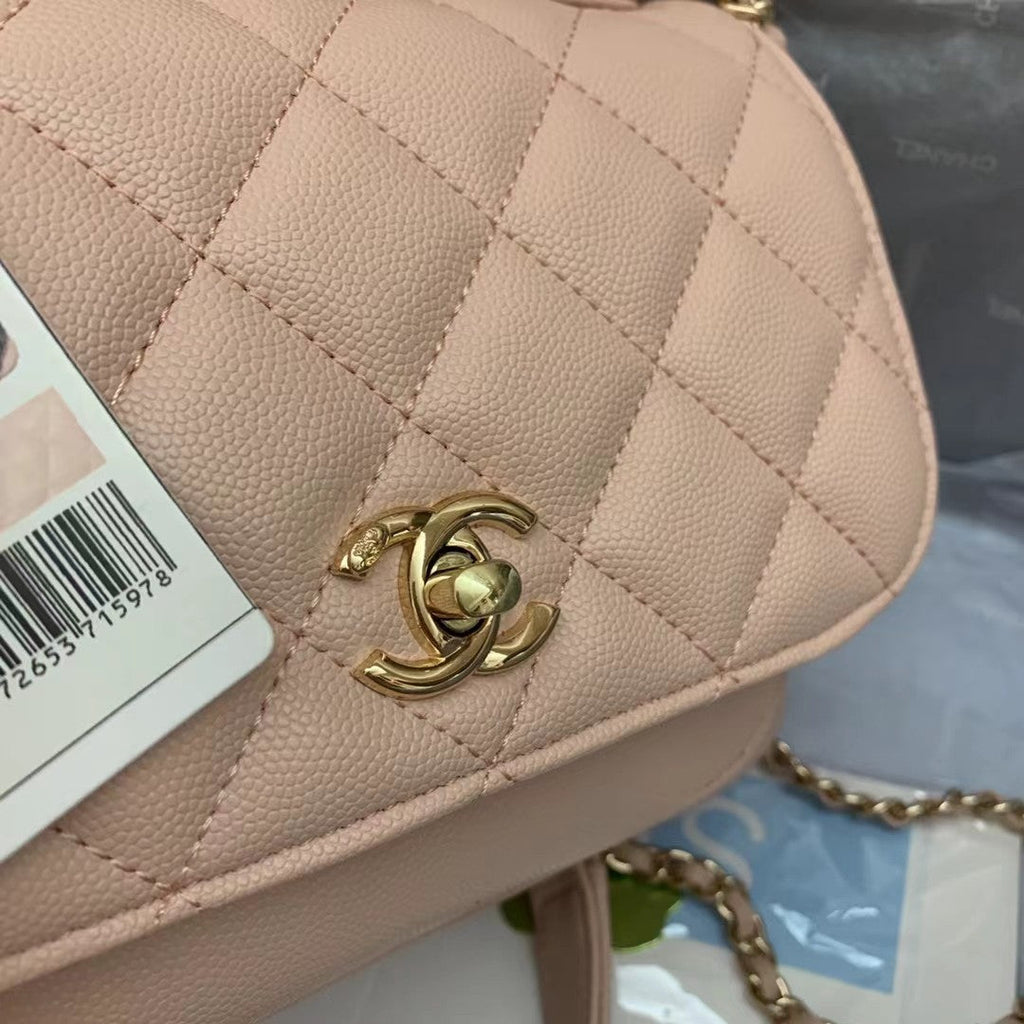 Chanel A93749 Messenger Bag Calfskin Gold Hardware Light Pink
