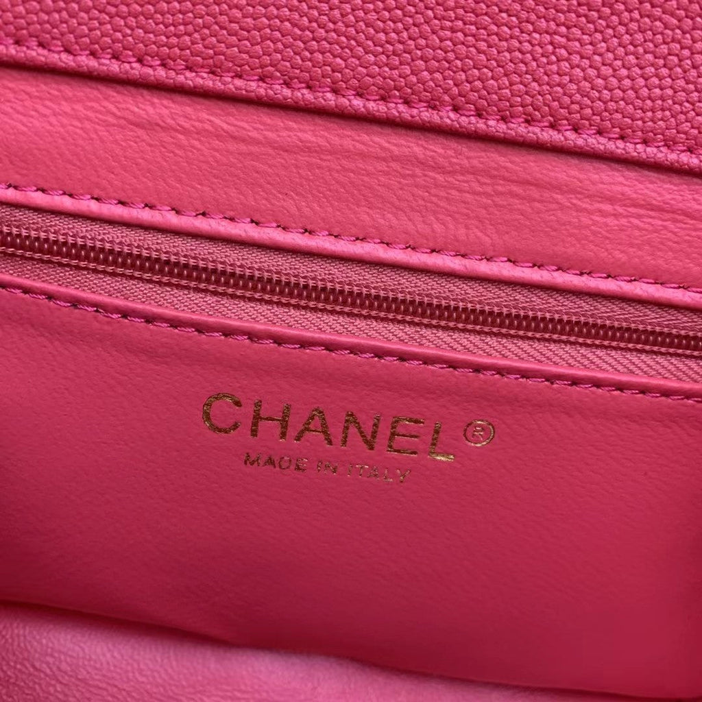 Chanel A93749 Messenger Bag Calfskin Gold Hardware Red