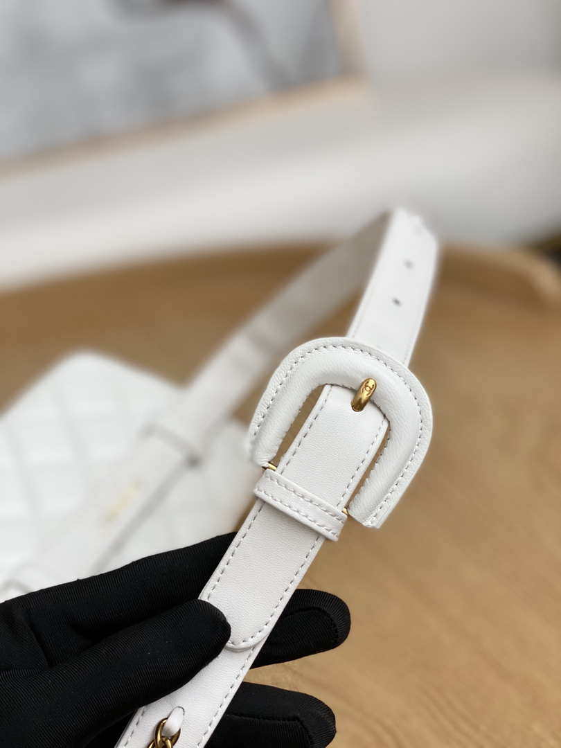 Chanel Waist bag A99009 Lambskin White Gold