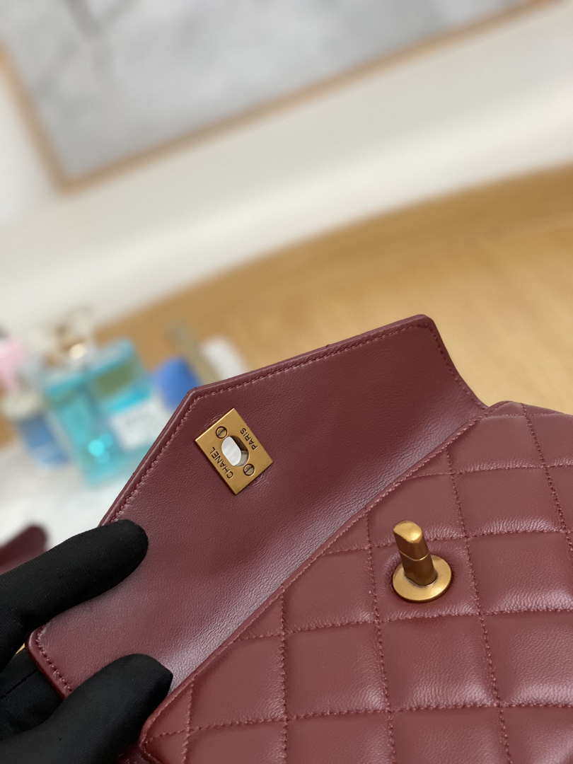 Chanel Waist bag A99009 Lambskin Wine Red Gold