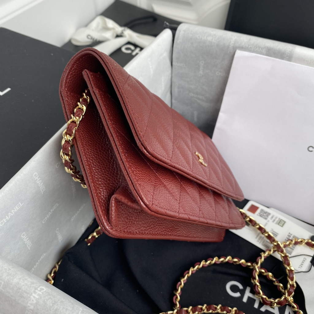 Chanel AP0250 Classic Wallet on Chain A33814 Grained Calfskin Red