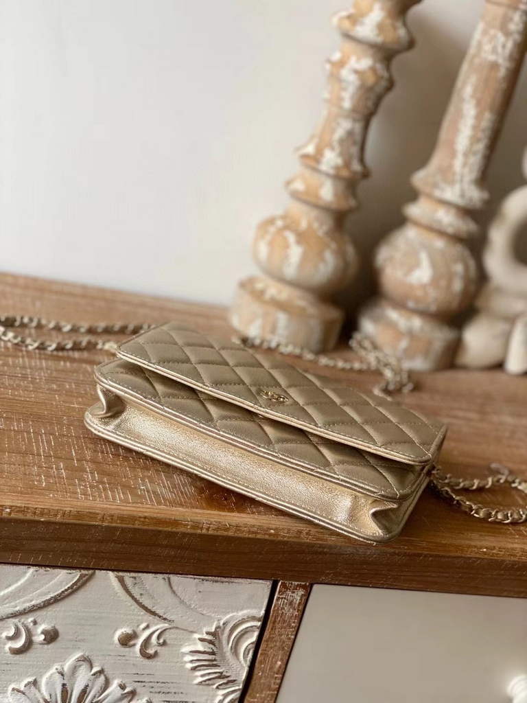 Chanel AP0250 Classic Wallet on Chain A33814 Lambskin Gold
