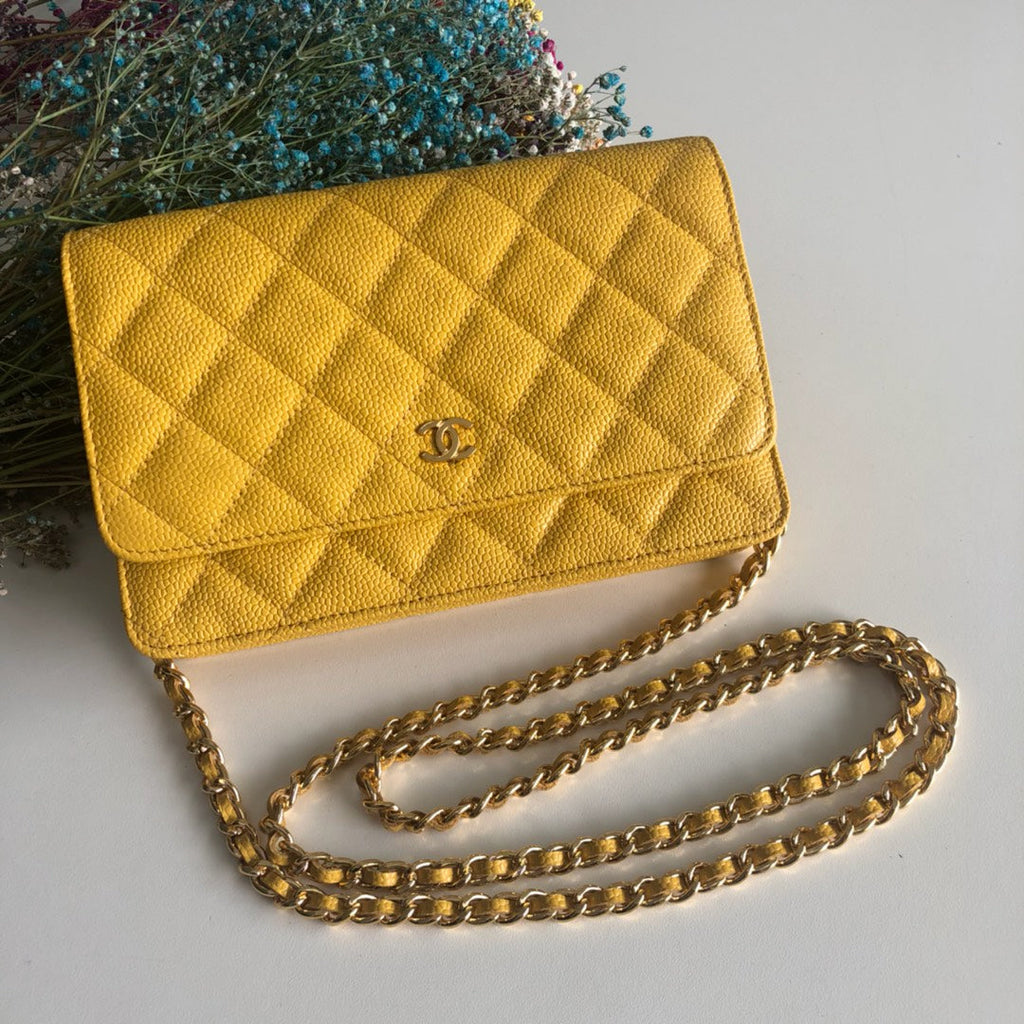 Chanel AP0250 Classic Wallet on Chain A33814 Calfskin Yellow Gold