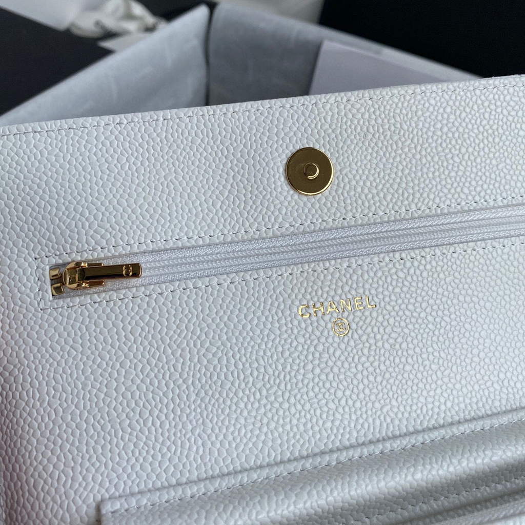 Chanel AP0250 Classic Wallet on Chain A33814 Grained Calfskin White