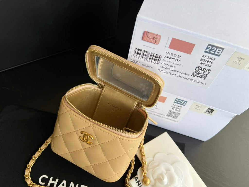 Chanel AP1447 small Vanity with chain lambskin beige