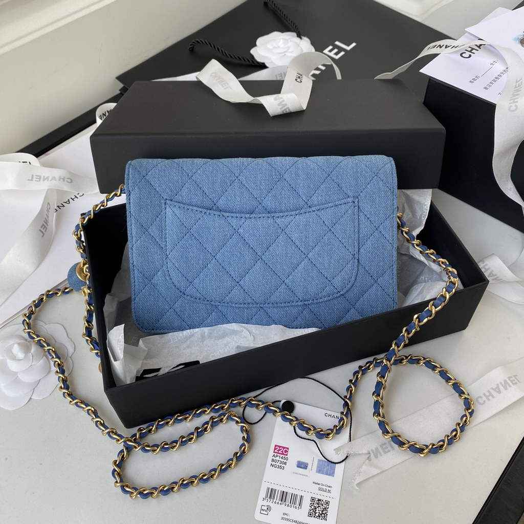 Chanel AP1450 Wallet On Chain Clothes gold-tone metal Light Blue