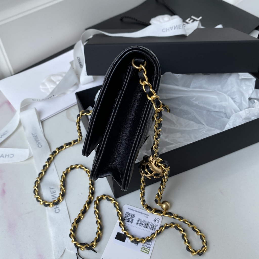 Chanel AP1450 Wallet On Chain Lambskin gold-tone metal black