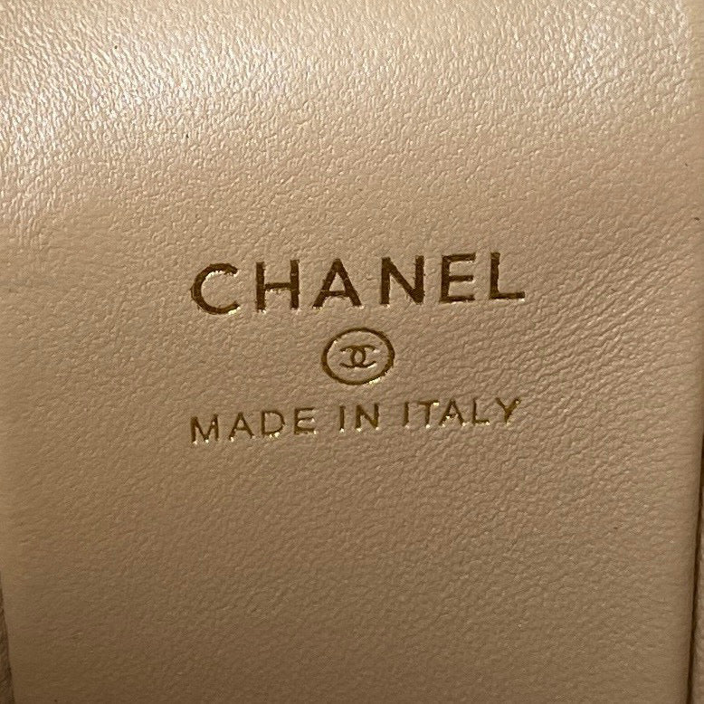 Chanel AP2730 Vanity Case Lambskin White
