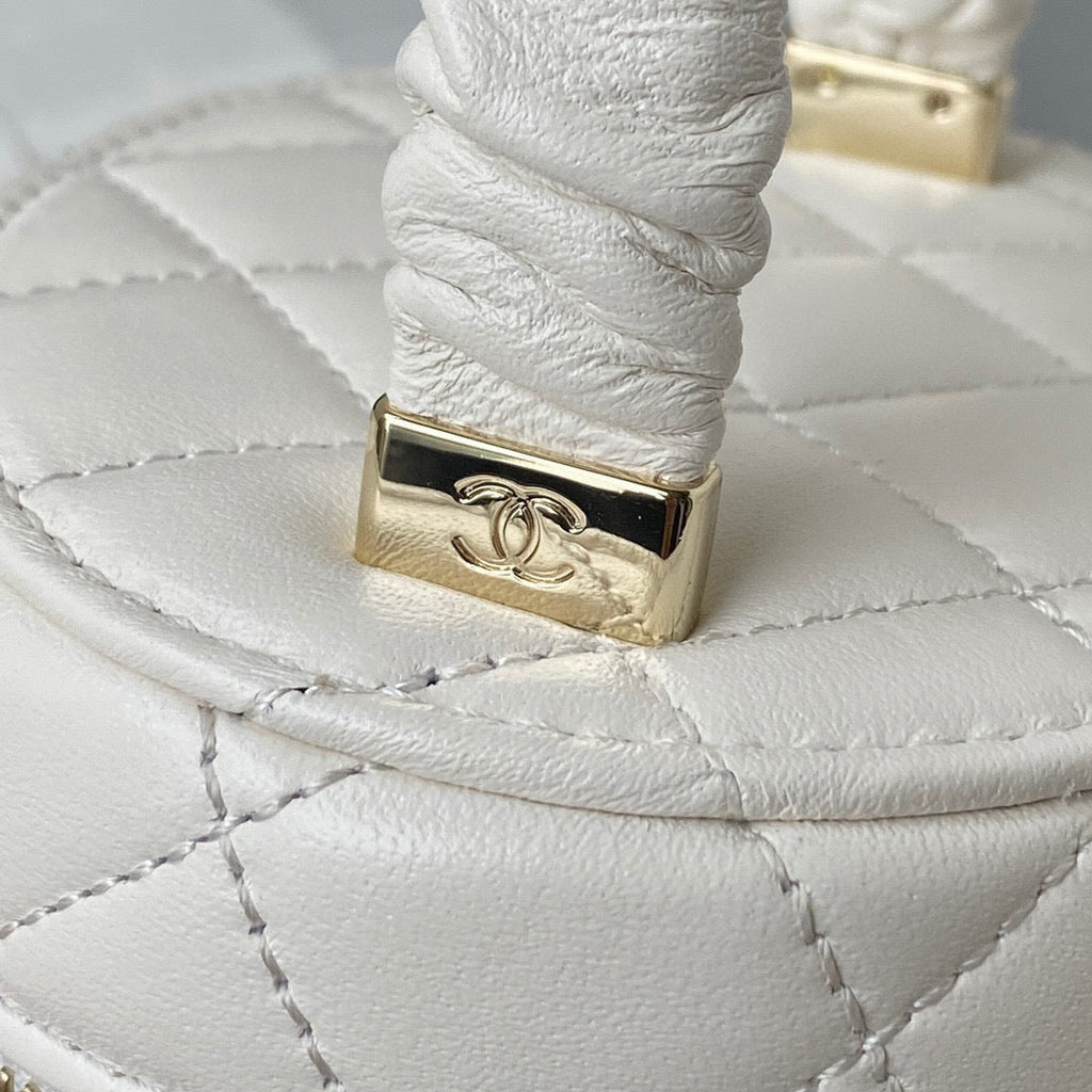 Chanel AP2730 Vanity Case Lambskin White