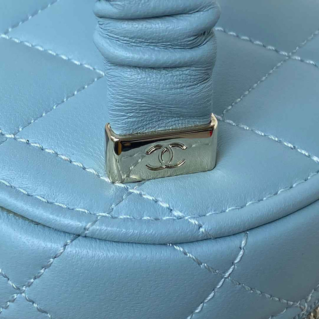 Chanel AP2730 Vanity Case Lambskin Blue