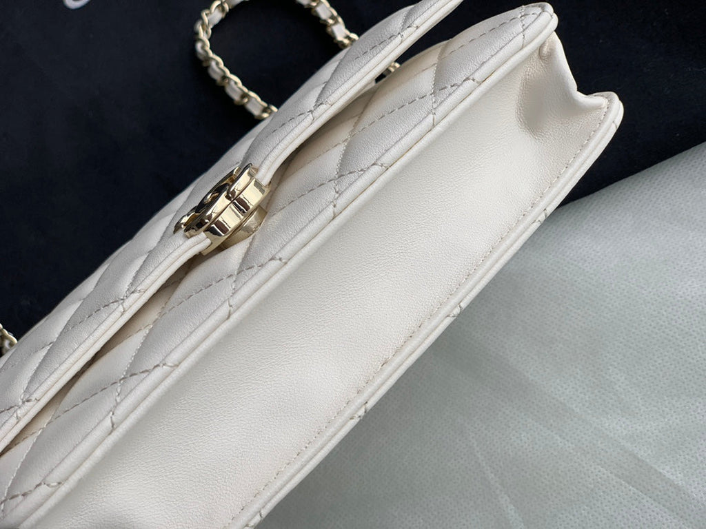 Chanel AP2844 Wallet On Chain Lambskin White